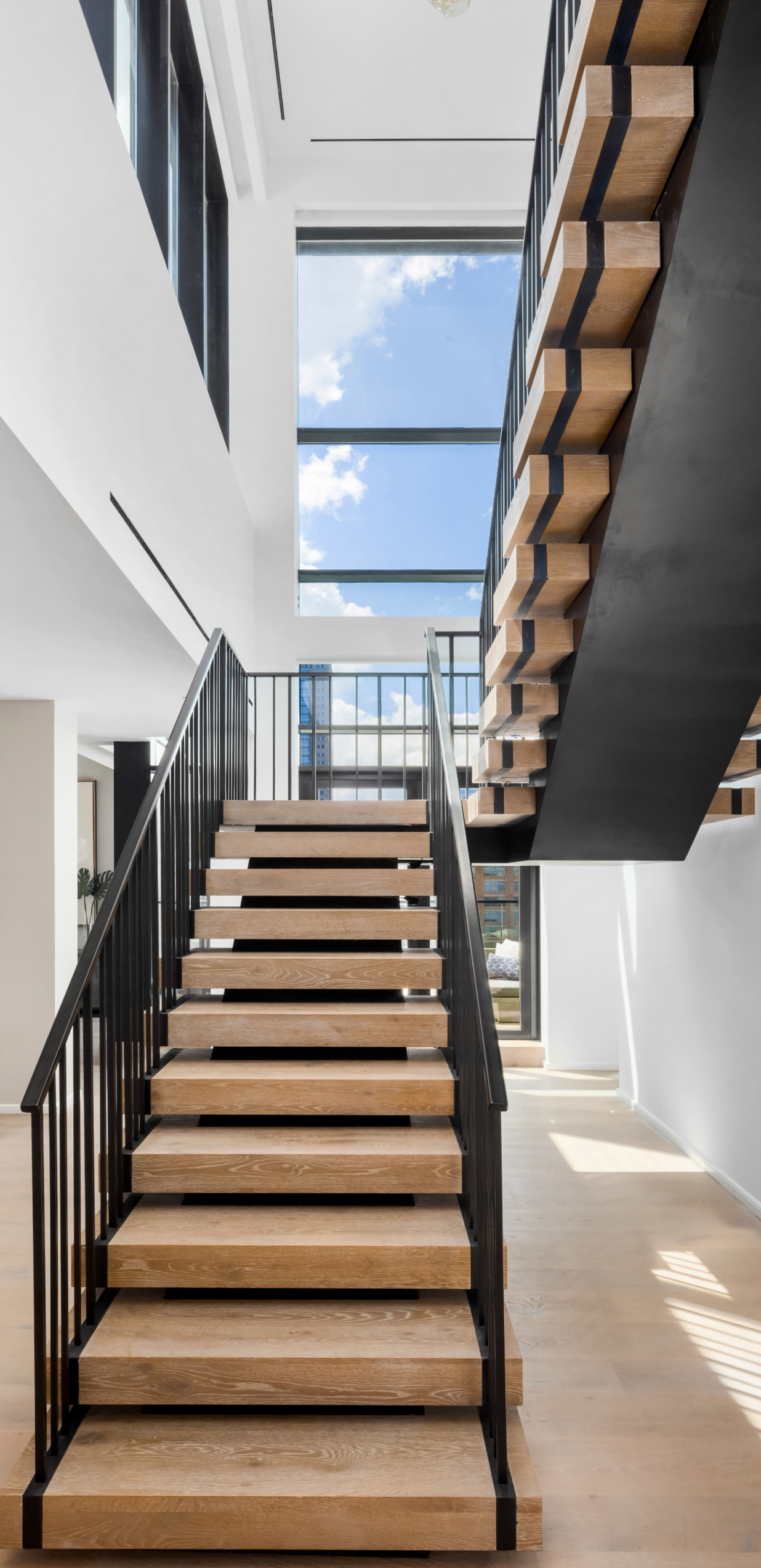 180718 EJ 11 beach PHB 0002 HIGH RES 1